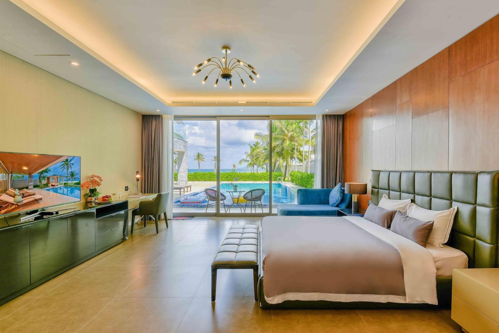 Memories Holiday Beach Villa Da Nang Exterior photo