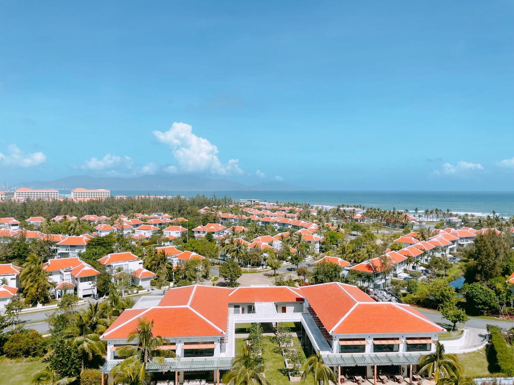 Memories Holiday Beach Villa Da Nang Exterior photo